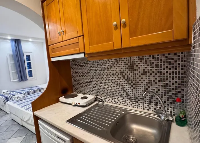 Sea View & Apartman *