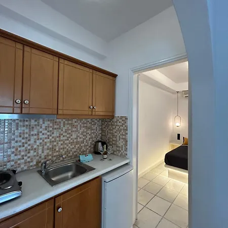 Sea View & 3* Agia Anna (Naxos)