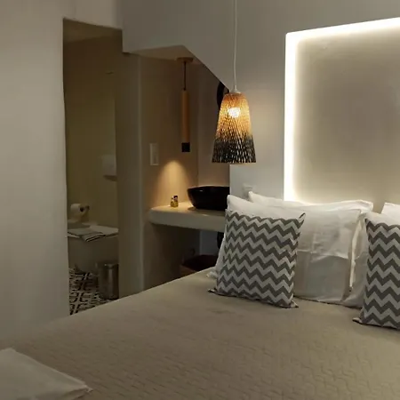 Sea View & Αγία Άννα