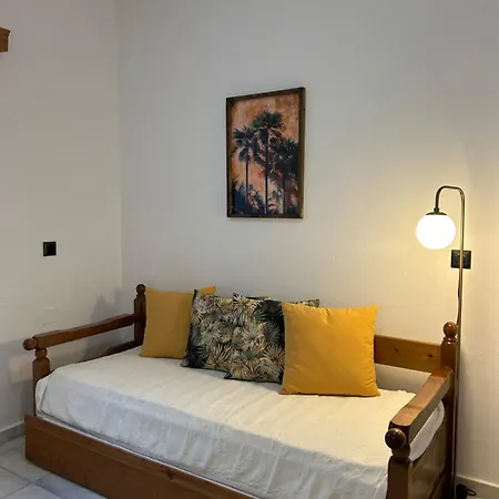 Sea View & 3* Agia Anna (Naxos)