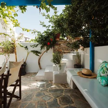 Ξενοδοχείο με διαμερίσματα Sea View & 3*