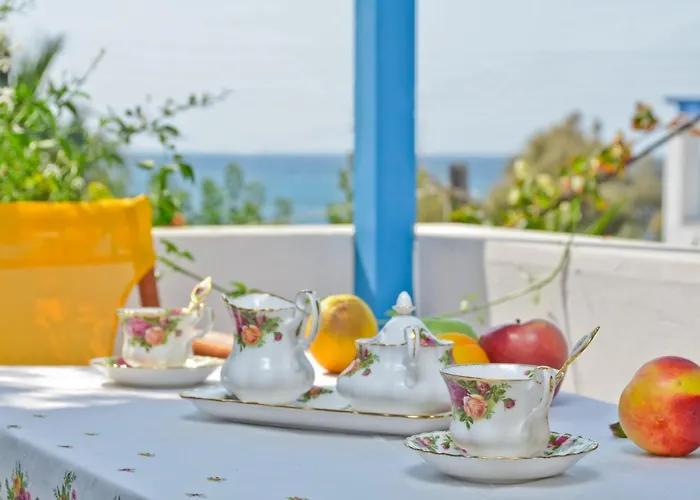 Sea View & * Agia Anna (Naxos)